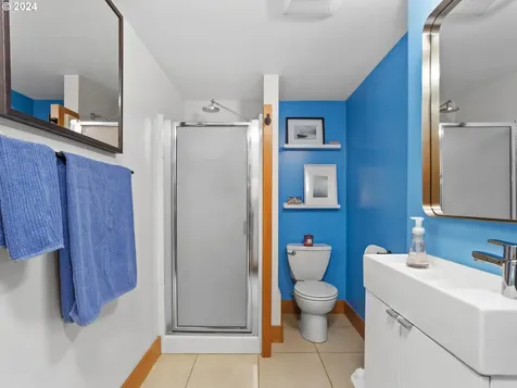4490 Lakeview Boulevard Lake Oswego OR 97035