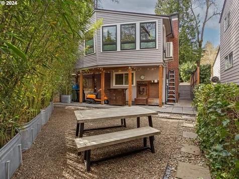 4490 Lakeview Boulevard Lake Oswego OR 97035
