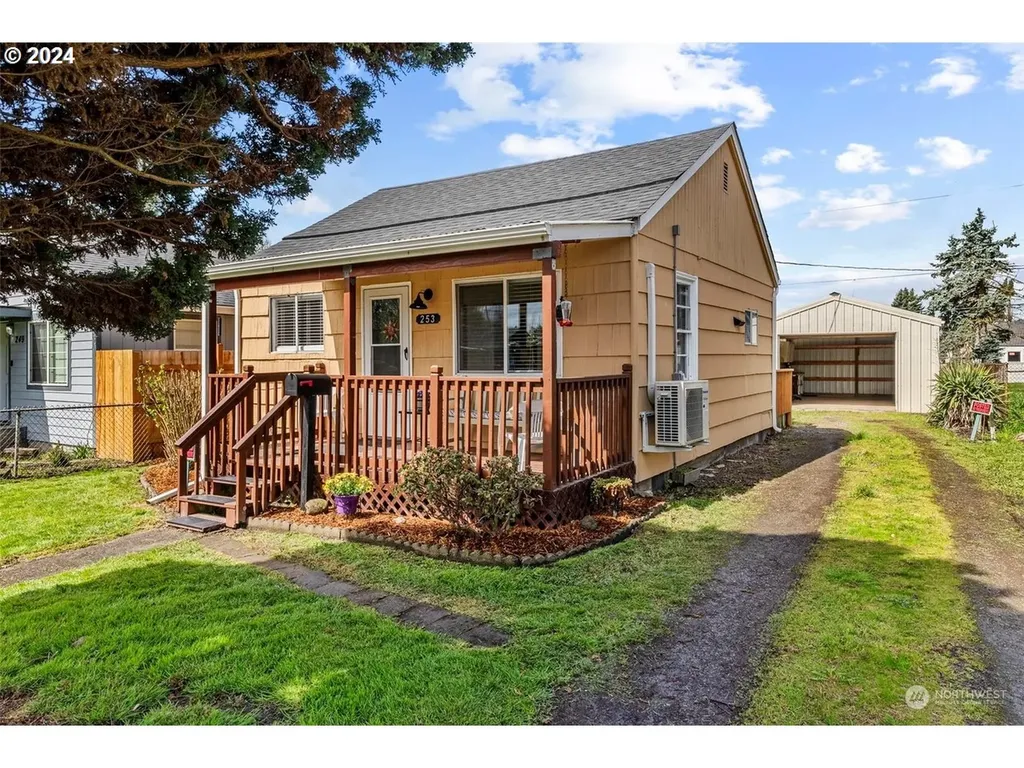 253 27th Avenue Longview WA 98632