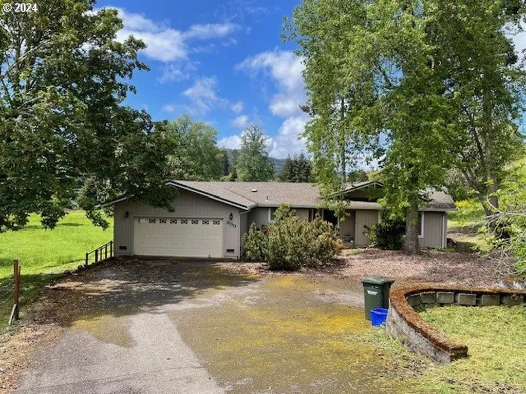 300 N River Drive Roseburg OR 97470