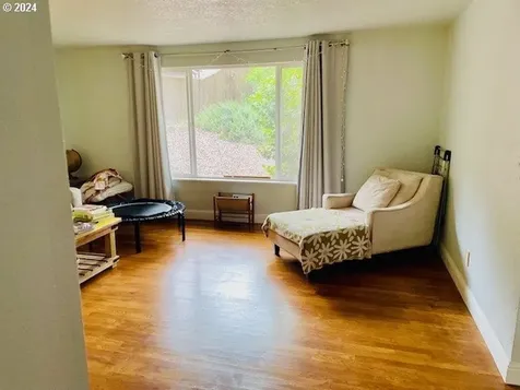 300 N River Drive Roseburg OR 97470