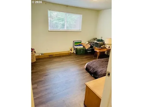 300 N River Drive Roseburg OR 97470