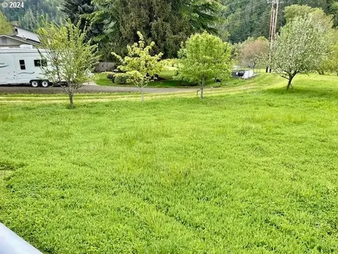 300 N River Drive Roseburg OR 97470