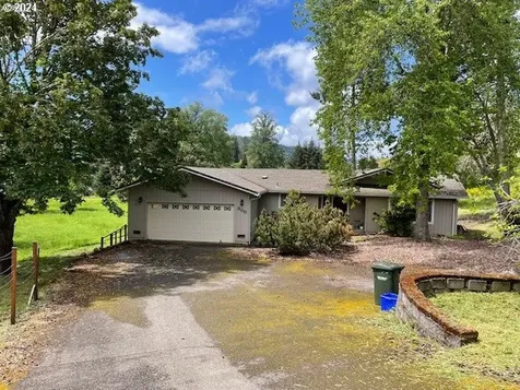 300 N River Drive Roseburg OR 97470