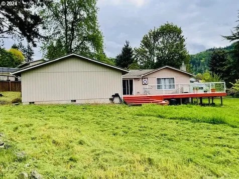300 N River Drive Roseburg OR 97470