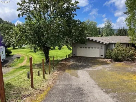 300 N River Drive Roseburg OR 97470