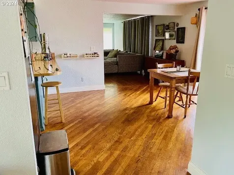 300 N River Drive Roseburg OR 97470