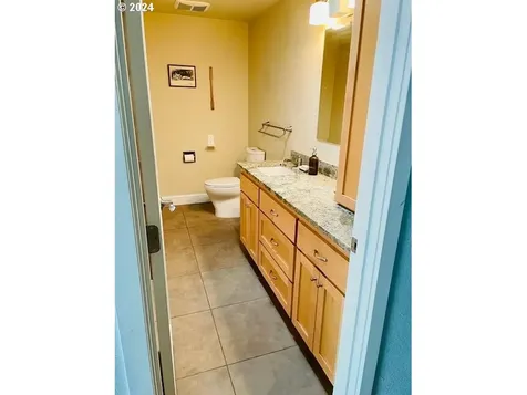 300 N River Drive Roseburg OR 97470