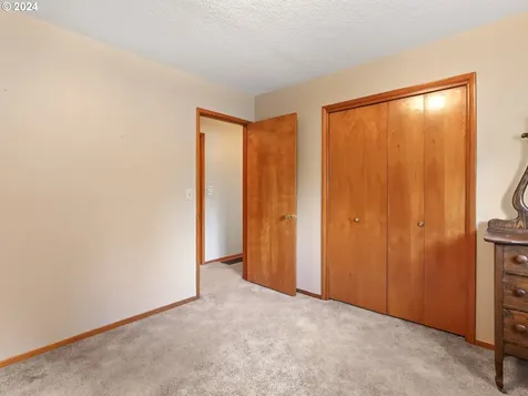 704 N 1st Avenue Hillsboro OR 97124
