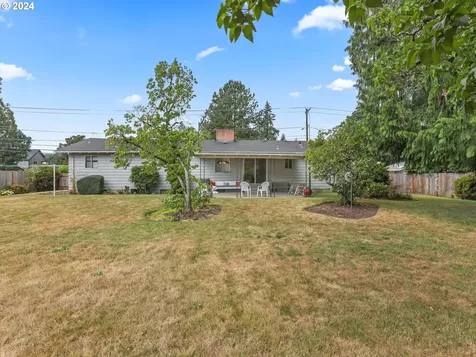 704 N 1st Avenue Hillsboro OR 97124