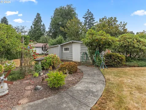 704 N 1st Avenue Hillsboro OR 97124