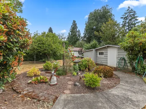 704 N 1st Avenue Hillsboro OR 97124