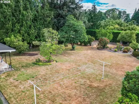 704 N 1st Avenue Hillsboro OR 97124