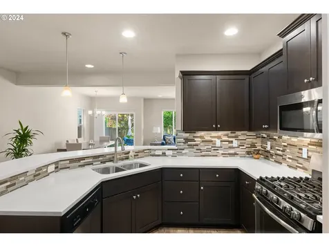 16857 Nw Viola Street Portland OR 97229