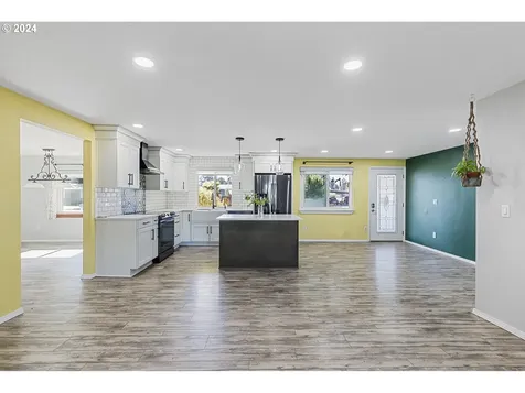720 Beechwood Street Woodland WA 98674