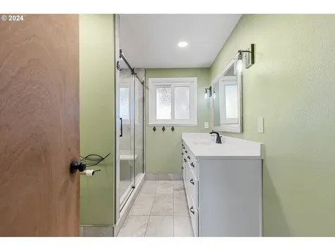 720 Beechwood Street Woodland WA 98674