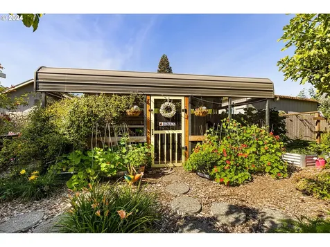 720 Beechwood Street Woodland WA 98674