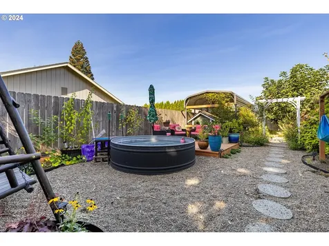 720 Beechwood Street Woodland WA 98674