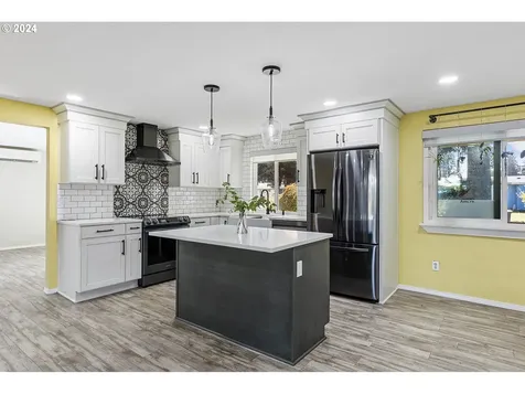 720 Beechwood Street Woodland WA 98674