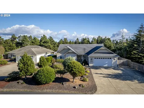 5241 Dunewood Drive Florence OR 97439