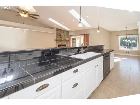 5241 Dunewood Drive Florence OR 97439