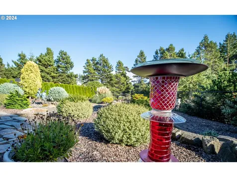 5241 Dunewood Drive Florence OR 97439