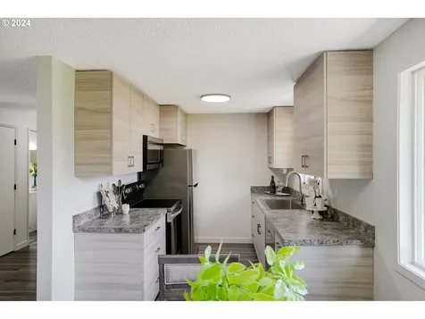 1035 Sw Poplar Place Corvallis OR 97333