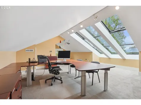 1309 Se 55th Avenue Portland OR 97215