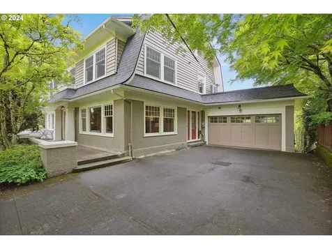 1309 Se 55th Avenue Portland OR 97215