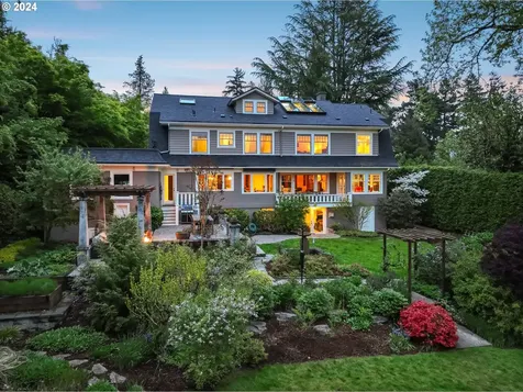 1309 Se 55th Avenue Portland OR 97215