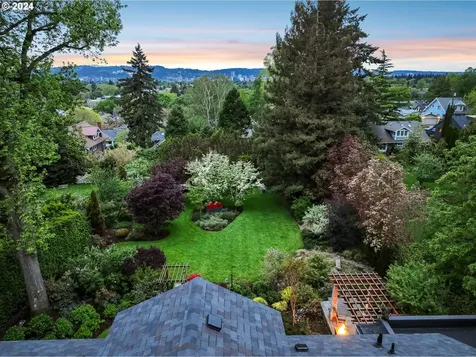 1309 Se 55th Avenue Portland OR 97215