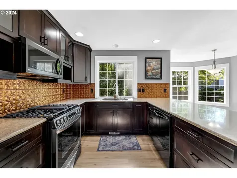 3804 SE 179th Avenue Vancouver WA 98683