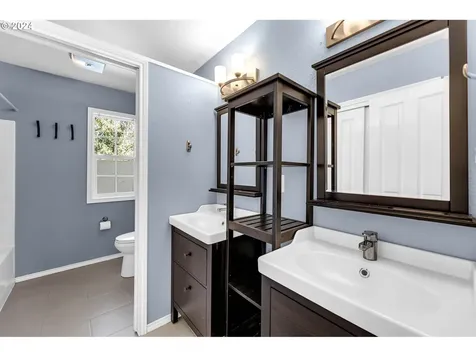 3804 SE 179th Avenue Vancouver WA 98683