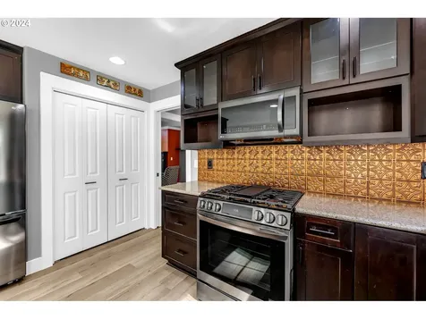 3804 SE 179th Avenue Vancouver WA 98683