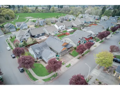 2304 E Kennedy Drive Newberg OR 97132