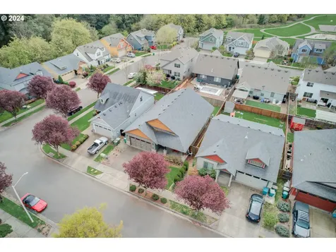 2304 E Kennedy Drive Newberg OR 97132