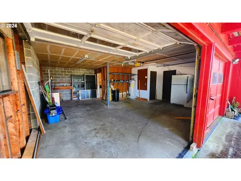906 S Hill Drive Reedsport OR 97467