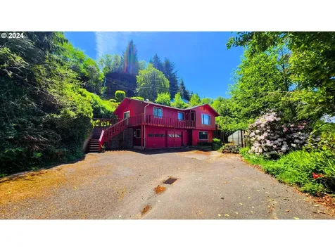 906 S Hill Drive Reedsport OR 97467