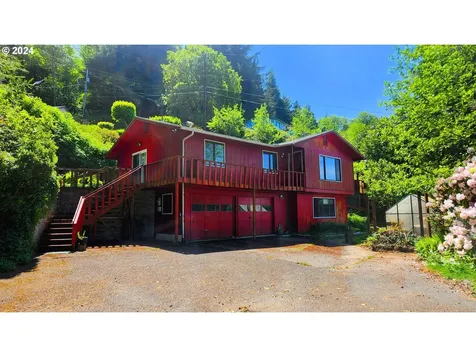906 S Hill Drive Reedsport OR 97467