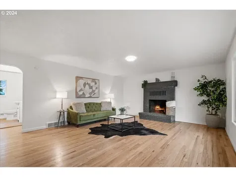3200 J Street Washougal WA 98671