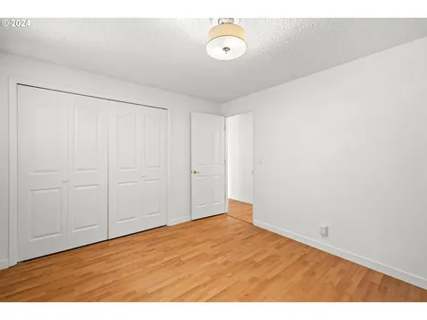 12160 Sw Camden Lane Beaverton OR 97008