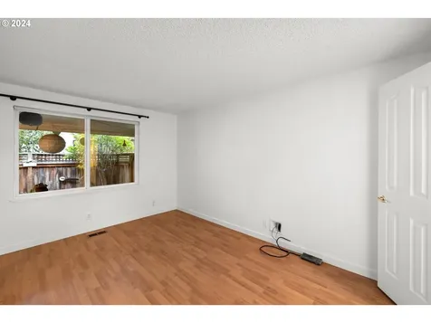 12160 Sw Camden Lane Beaverton OR 97008
