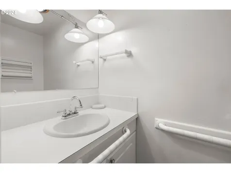 12160 Sw Camden Lane Beaverton OR 97008