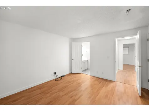 12160 Sw Camden Lane Beaverton OR 97008
