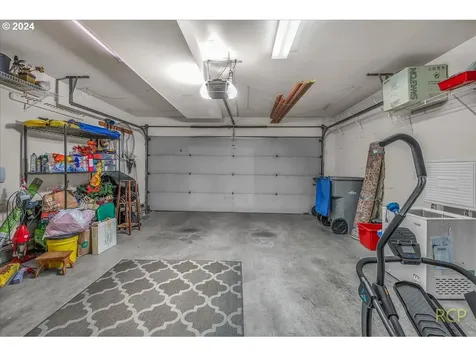 8493 Sw Bonaventure Lane Portland OR 97224