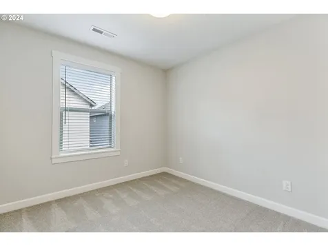 13730 NW 7th Avenue Vancouver WA 98685