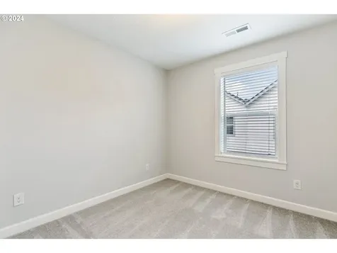 13730 NW 7th Avenue Vancouver WA 98685