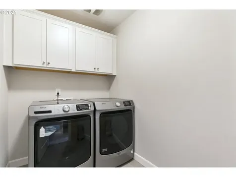 13730 NW 7th Avenue Vancouver WA 98685