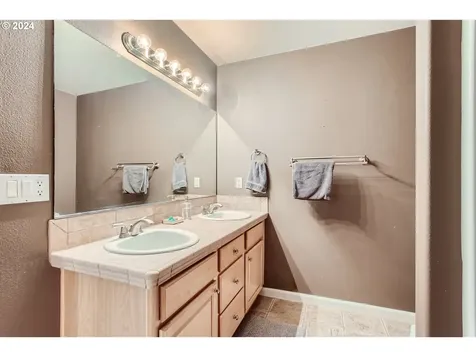 748 53rd Street Washougal WA 98671