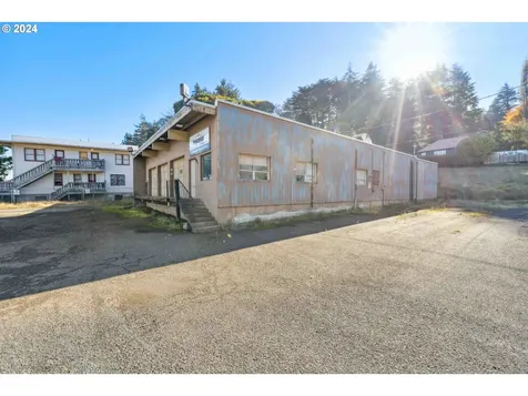 665 Hemlock Avenue Coos Bay OR 97420